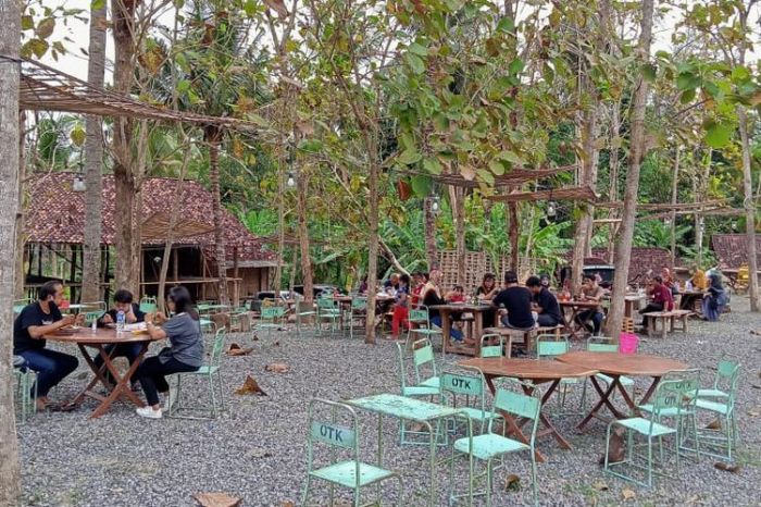 Tempat Makan Hits Anak Gaul Makassar