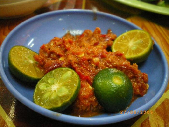 Resep sambal gami yang lagi hits, sambalnya dibakar langsung di atas ... Resep sambal gami yang lagi hits, sambalnya dibakar langsung di atas ...