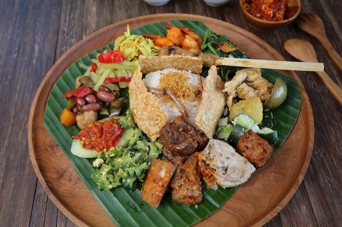 Tempat Makan Hits di Bali yang Lagi Jadi Incaran Turis